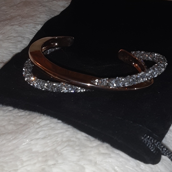 14k Rose Gold Crossover Cuff w/ Swarovski Crystals - Picture 6 of 7